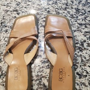 BCBG Maxazria tan sandals size 8.5